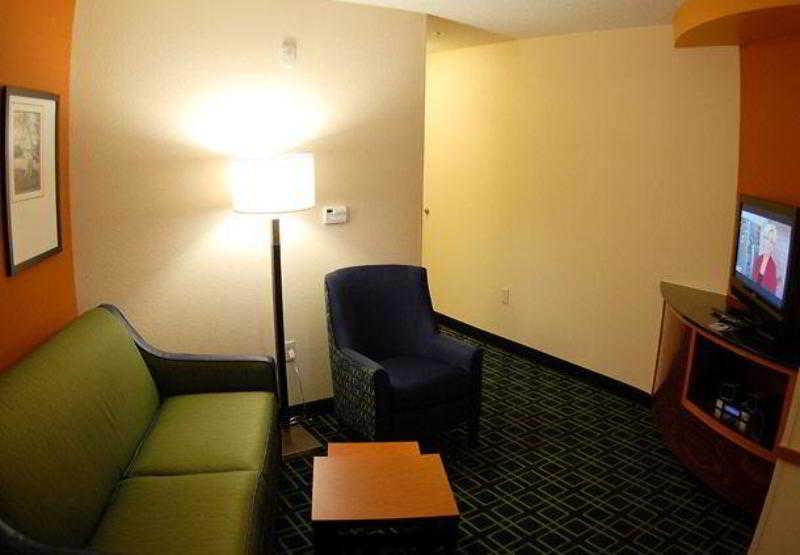 Fairfield Inn & Suites By Marriott Mobile Daphne/Eastern Shore Spanish Fort Interior photo